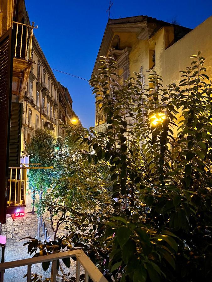 Miluar - Centro Storico - Lungo La Via Della Musica Bed and Breakfast Νάπολη Εξωτερικό φωτογραφία
